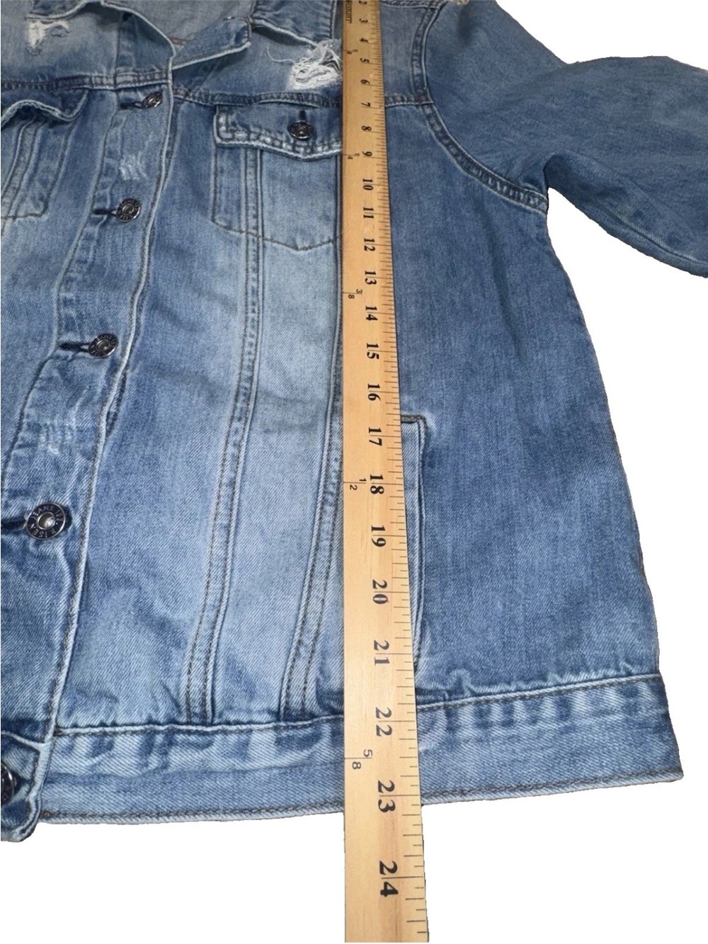 Risen Los Angeles Womens Denim Jacket Large Light Wash Distressed NWT Jean - Picture 9 of 12